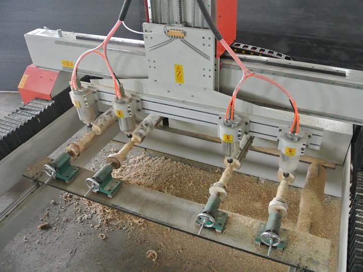 實惠價格3D數控多軸四軸雕刻機