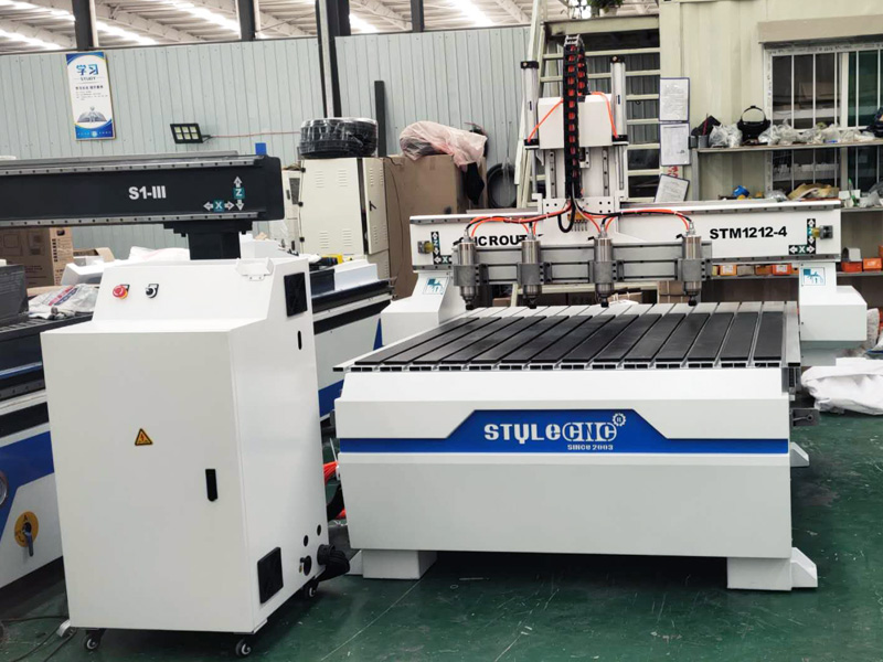 多主軸數控木工機床（4頭）