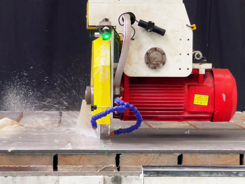 四軸數控廚房臺面和盥洗臺面橋鋸