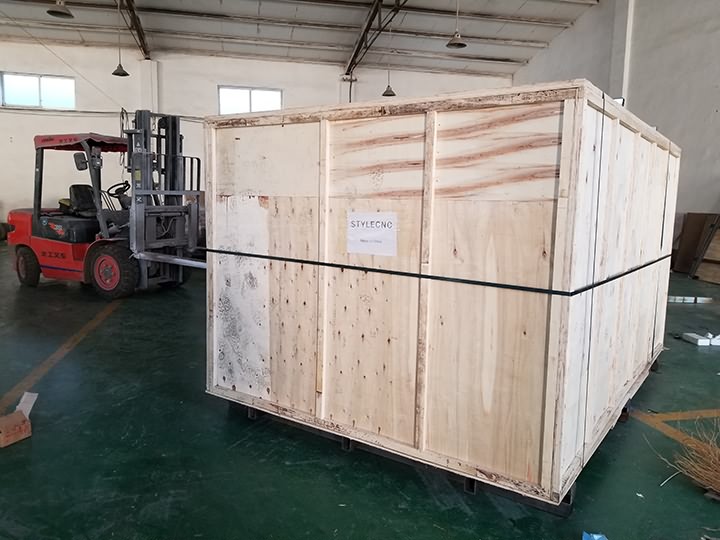 4x8 木數(shù)控銑機包 4x8 木數(shù)控銑機包