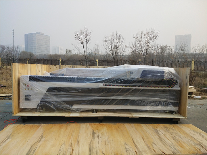 混合數(shù)控激光切割雕刻機(木材和金屬) 混合數(shù)控激光切割雕刻機(木材和金屬)