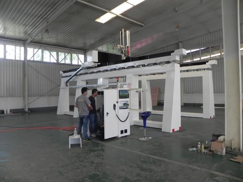 大型龍門五軸數(shù)控銑床 大型龍門五軸數(shù)控銑床