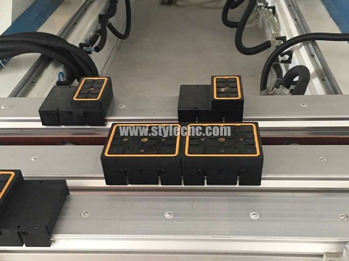 PTP數控家具銑削、切割、鉆孔雕刻機