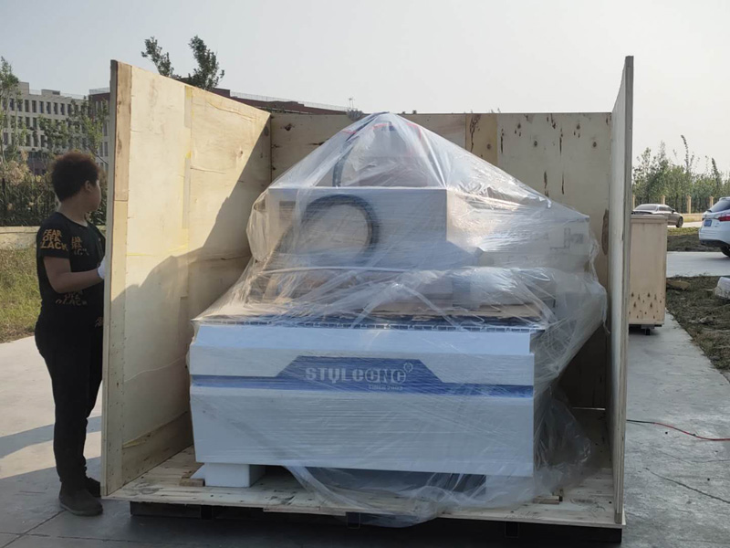 多主軸數控木工機床（4頭）