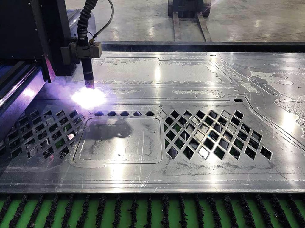 自動等離子切割機工作臺切割不銹鋼板