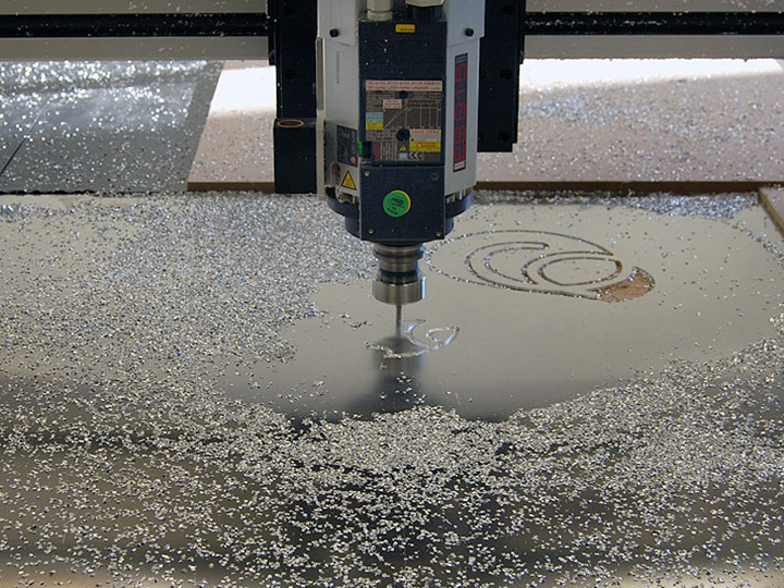 工業(yè)級(jí) 6x12鋁復(fù)合板數(shù)控銑床