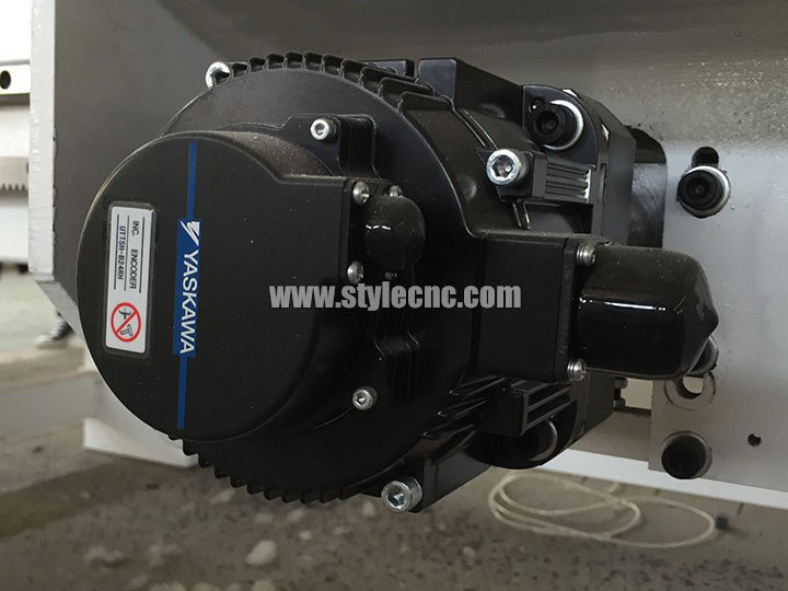 高端自動(dòng)數(shù)控套料加工中心出售