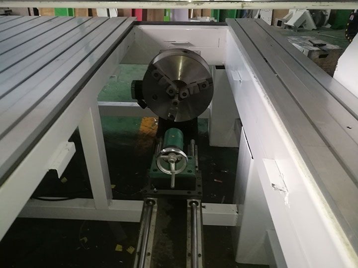 多用途數(shù)控木工切割機(jī) 多用途數(shù)控木工切割機(jī)