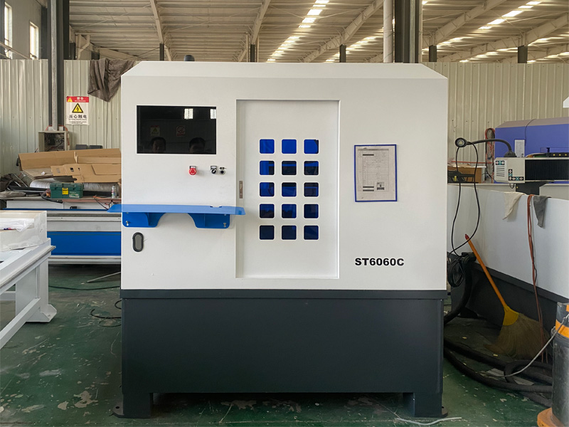 數(shù)控金屬雕刻銑床 數(shù)控金屬雕刻銑床