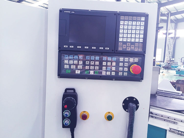 木門數(shù)控雙工作臺(tái)雕刻機(jī)