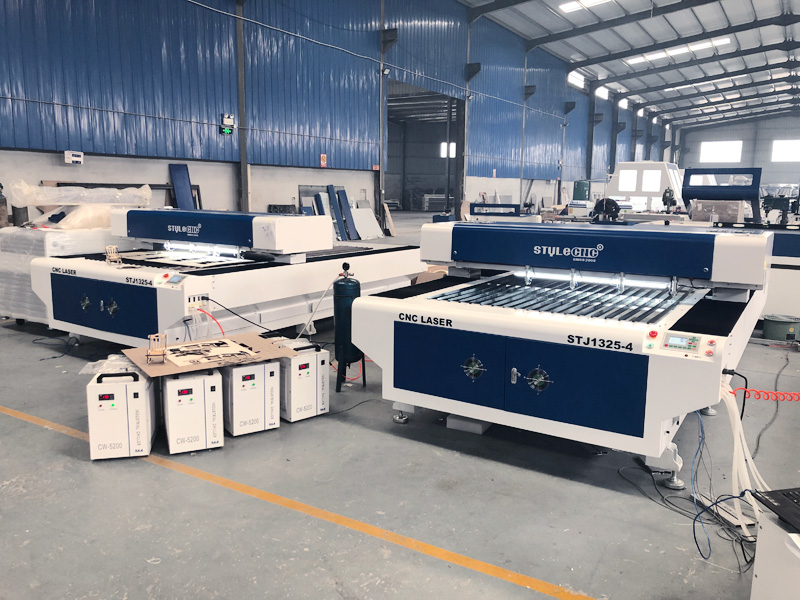 2025最暢銷 4x8 膠合板和中密度纖維板激光切割機