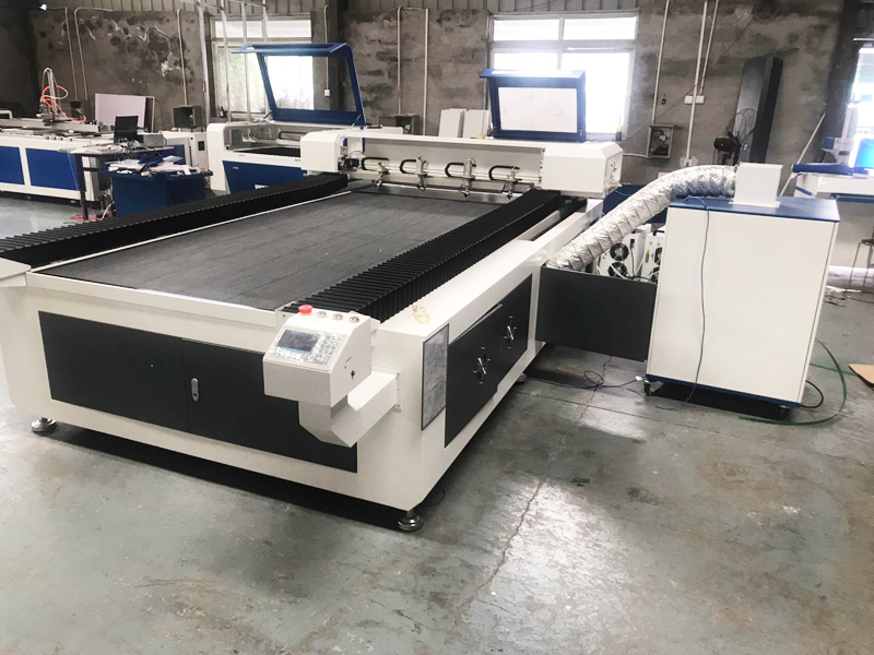 美國多頭激光切割機 美國多頭激光切割機