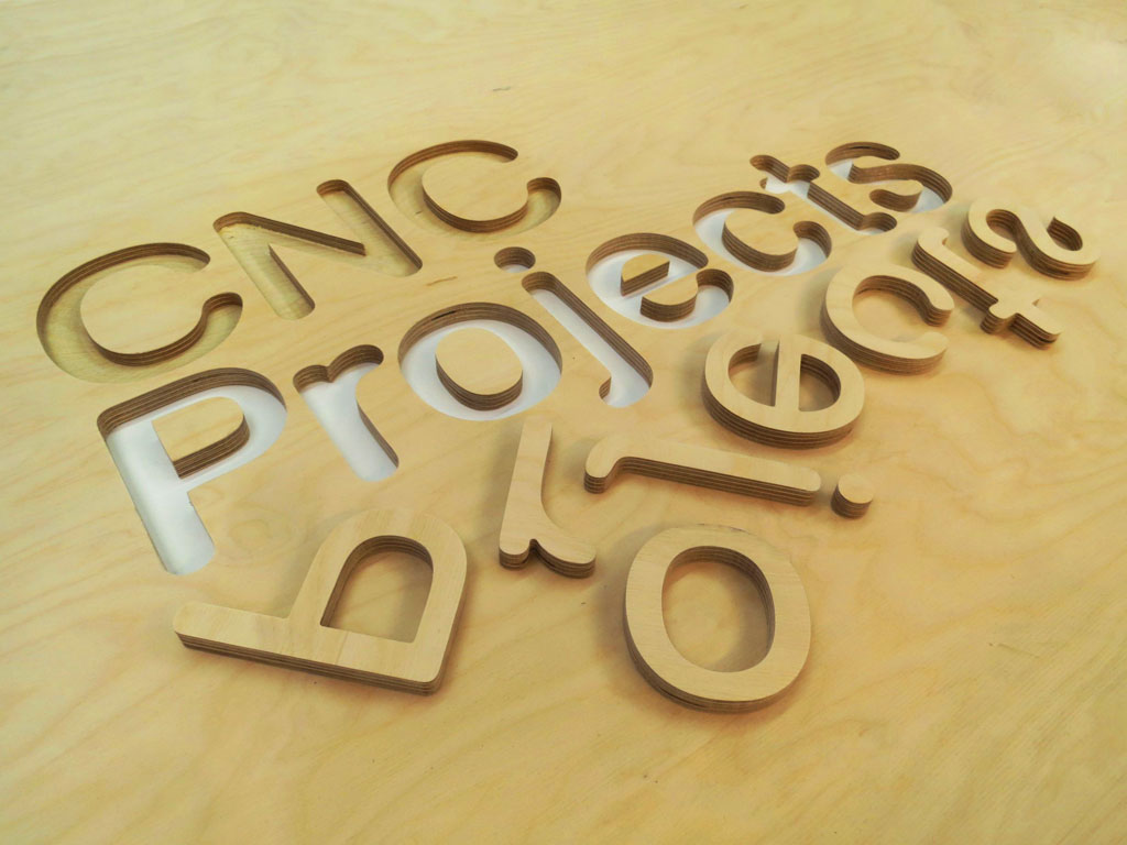 數控雕刻機用于木質標牌制作項目