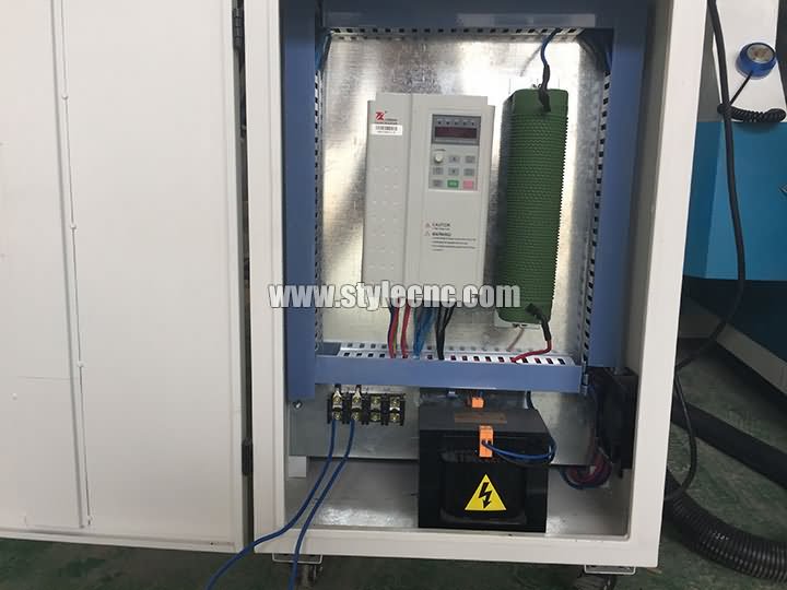 涪陵變頻木工數(shù)控銑床