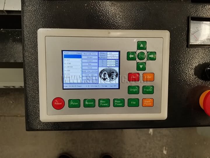 照片激光雕刻機