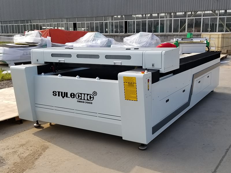 低成本 4x8 CO2 激光切割機 300W 待售