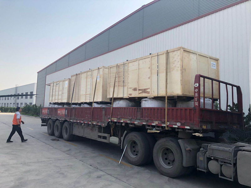 數控等離子切割工作臺包裝及發貨