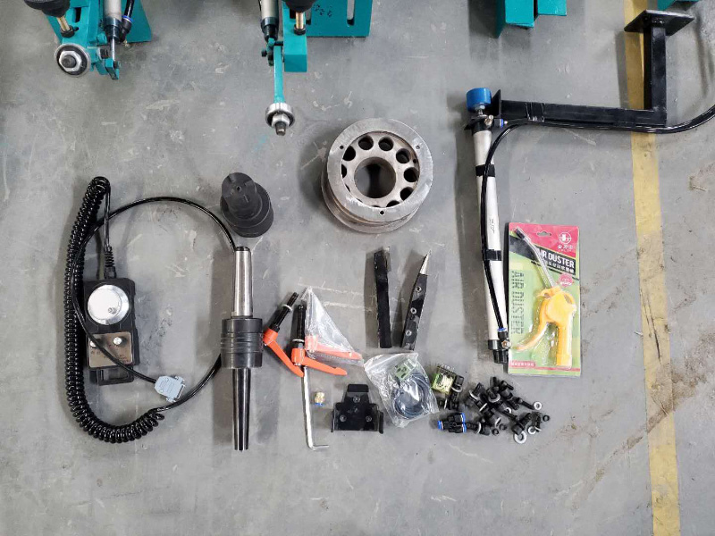 數(shù)控木工車床零件 數(shù)控木工車床零件