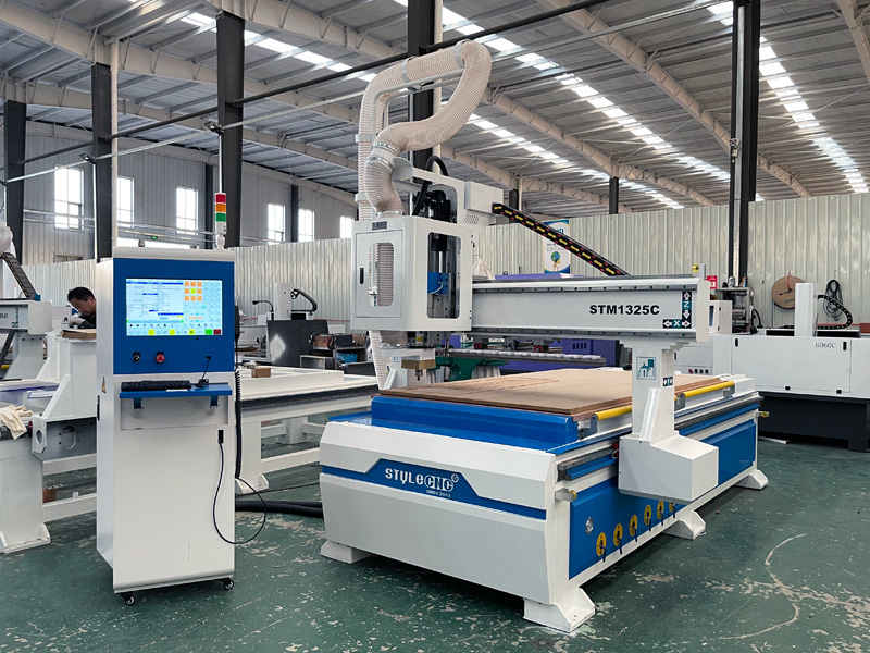 工業級 4x8自動換刀數控木工雕刻機