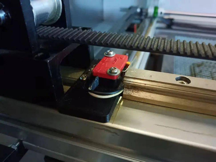 限位開(kāi)關(guān) 限位開(kāi)關(guān)