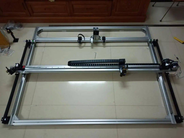 調(diào)整 XY 軸框架 調(diào)整 XY 軸框架