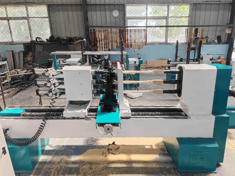 自動數控仿形木工車床