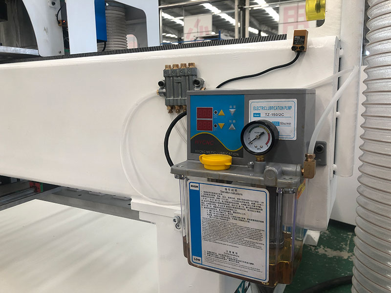 自動潤滑 自動潤滑