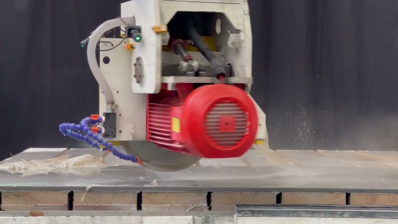 四軸數控廚房臺面和盥洗臺面橋鋸