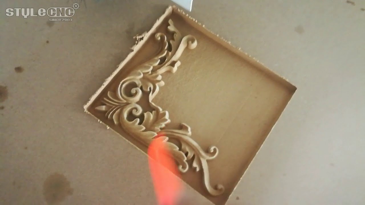 4x8數(shù)控木工雕刻機(jī)3D使用真空吸盤進(jìn)行浮雕 4x8數(shù)控木工雕刻機(jī)3D使用真空吸盤進(jìn)行浮雕