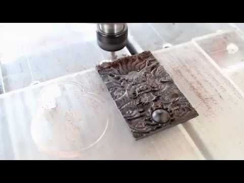 迷你數(shù)控雕刻機(jī)6090制作實(shí)木工藝品 迷你數(shù)控雕刻機(jī)6090制作實(shí)木工藝品