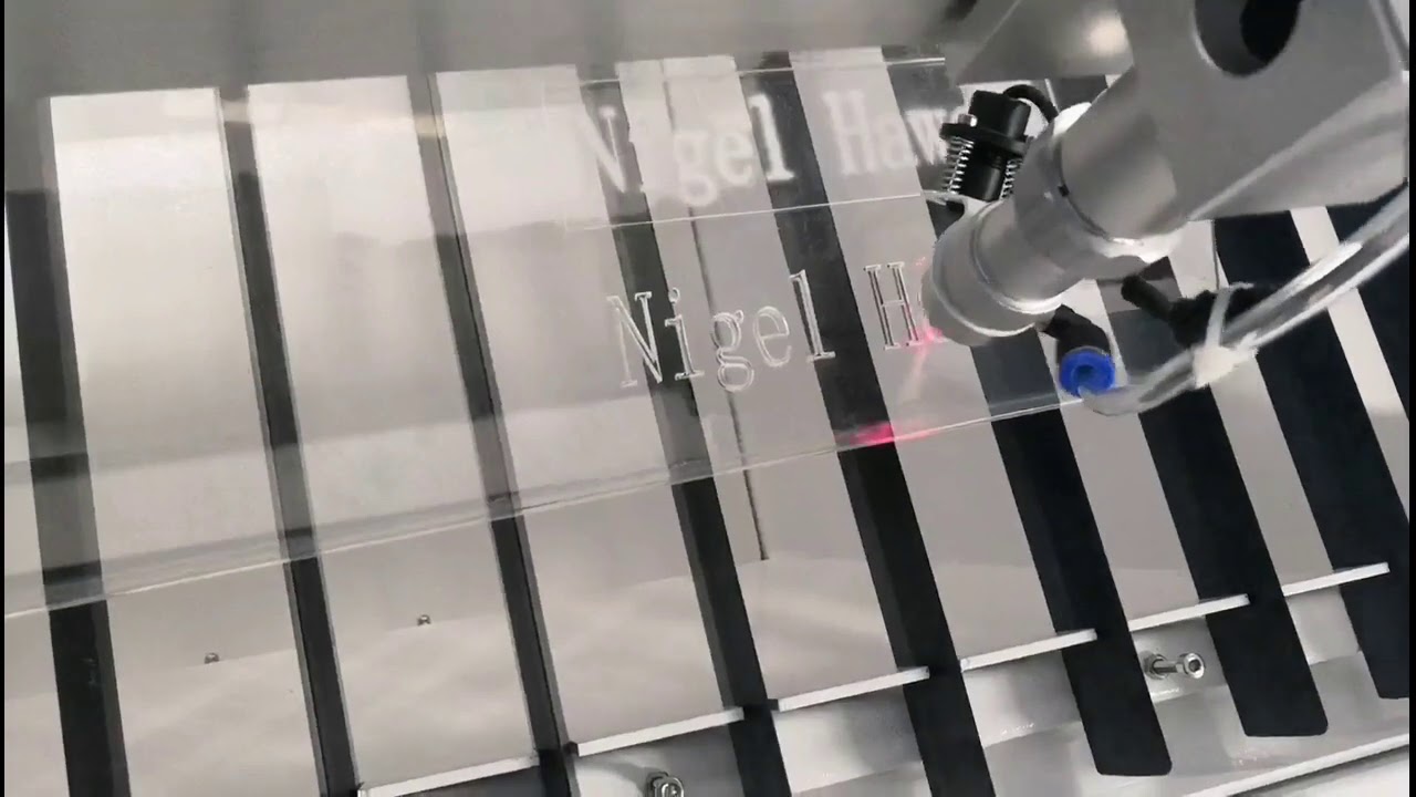 入門級 CO2 業(yè)余愛好 適合初學(xué)者的激光切割機 入門級 CO2 業(yè)余愛好 適合初學(xué)者的激光切割機