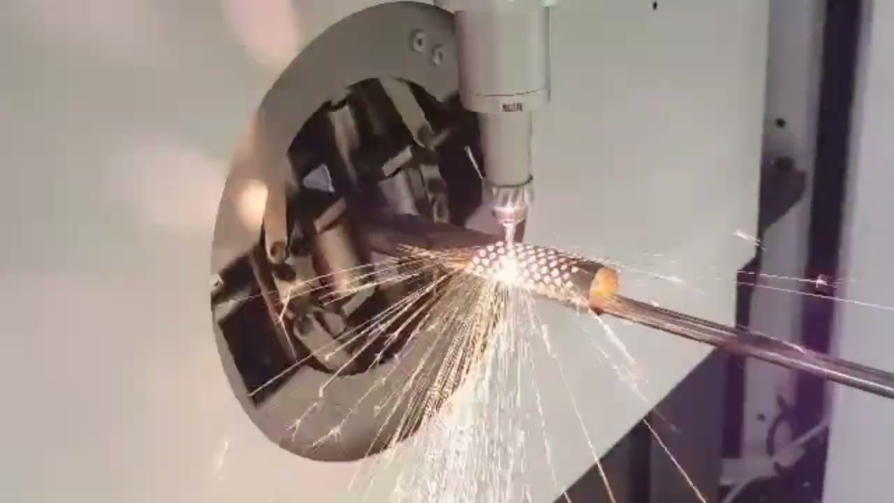 20000W超高功率板管一體光纖激光金屬切割機(jī) 20000W超高功率板管一體光纖激光金屬切割機(jī)