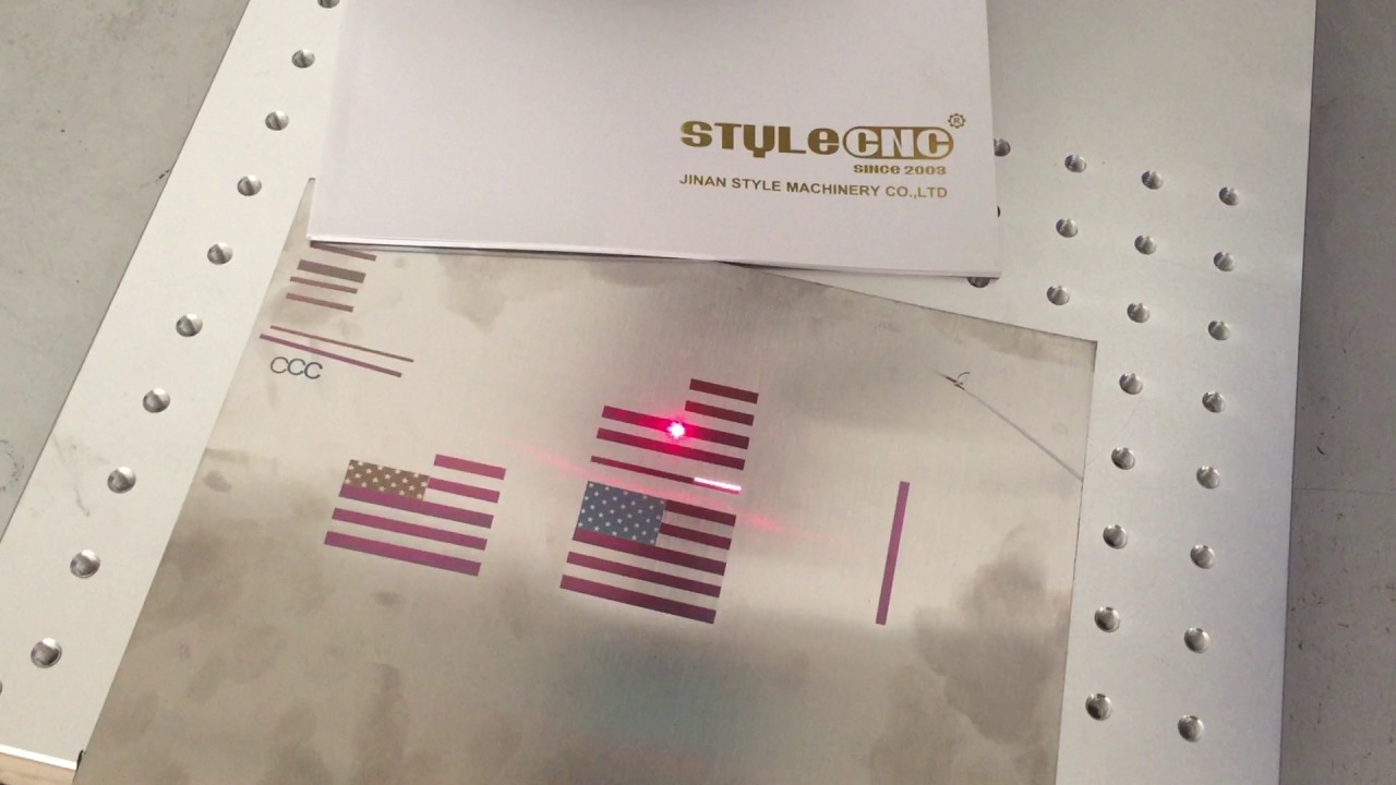 用于金屬加工的光纖激光雕刻打標(biāo)機(jī)