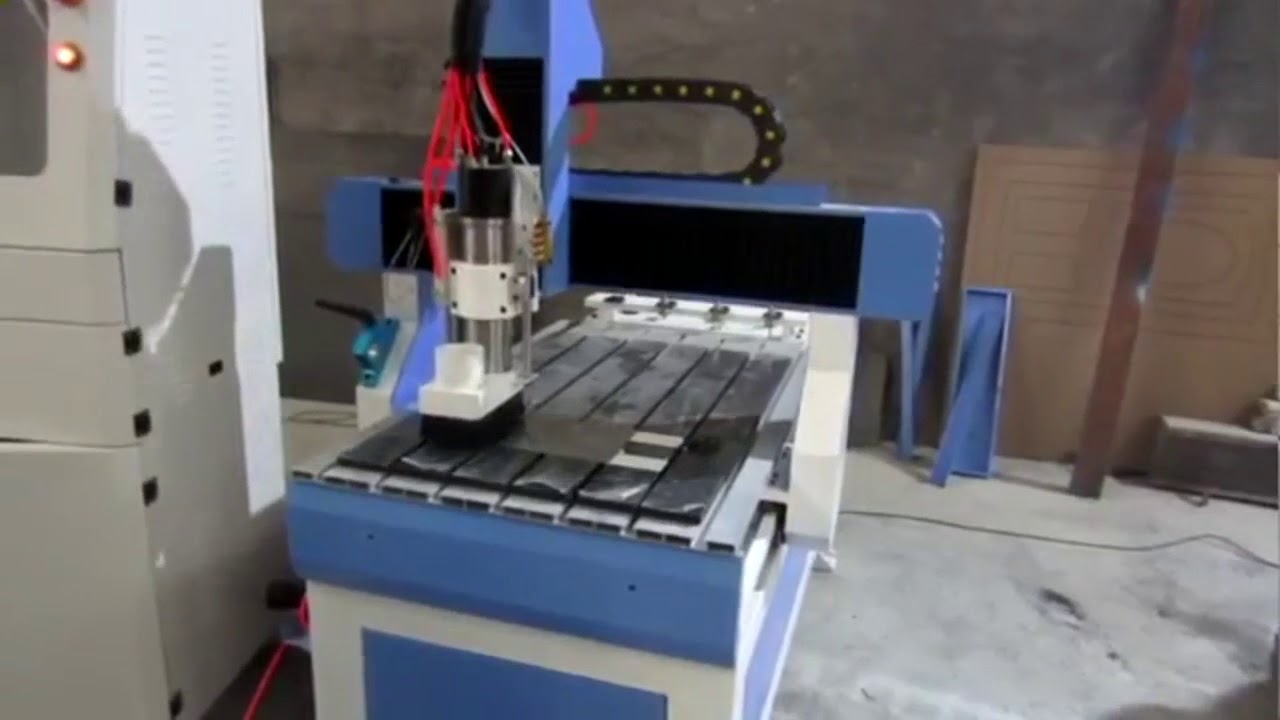 家用小型臺式數控雕刻機，帶換刀裝置